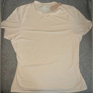 NWT Skims Fits Everybody Large T-shirt